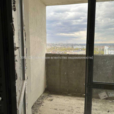 Продам квартиру, Героев Харькова просп. , 1  ком., 49 м², без внутренних работ 