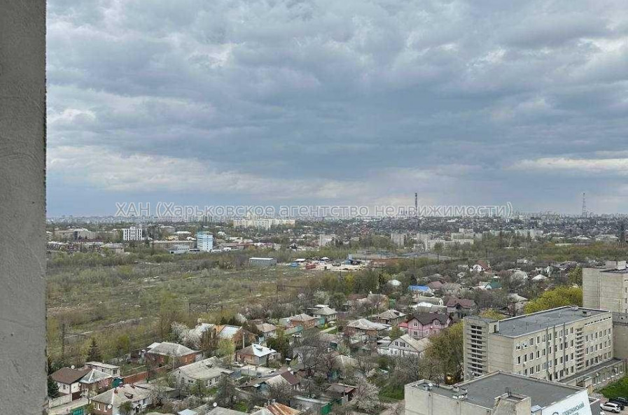 Продам квартиру, Героев Харькова просп. , 1  ком., 49 м², без внутренних работ 