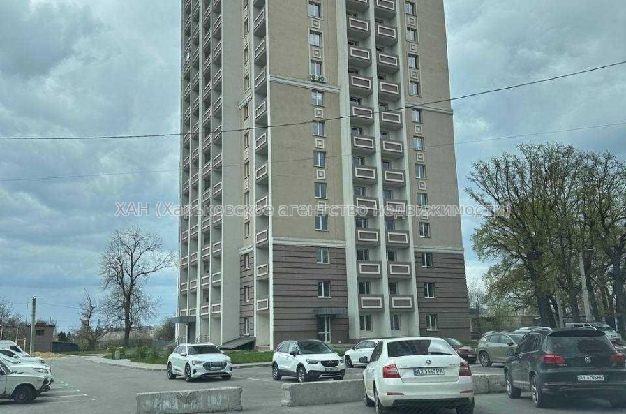Продам квартиру, Героев Харькова просп. , 1  ком., 49 м², без внутренних работ 