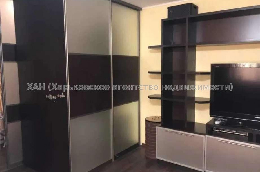 Продам квартиру, Гагарина просп. , 2  ком., 47 м², капитальный ремонт 