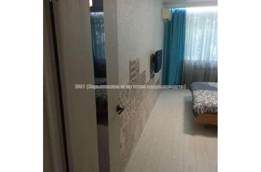 Продам квартиру, Непокоренных ул. , 33Е , 2  ком., 48 м², капитальный ремонт 
