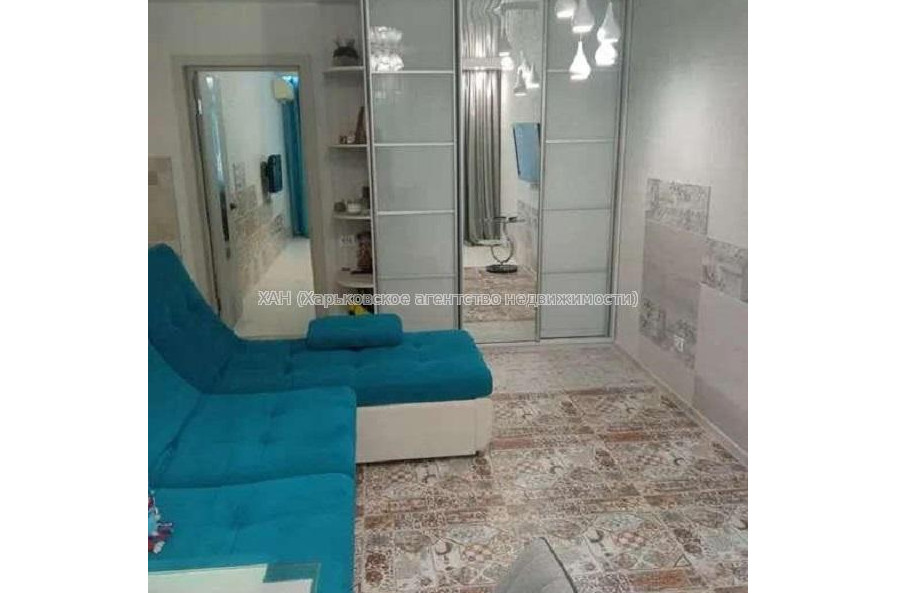 Продам квартиру, Непокоренных ул. , 33Е , 2  ком., 48 м², капитальный ремонт 