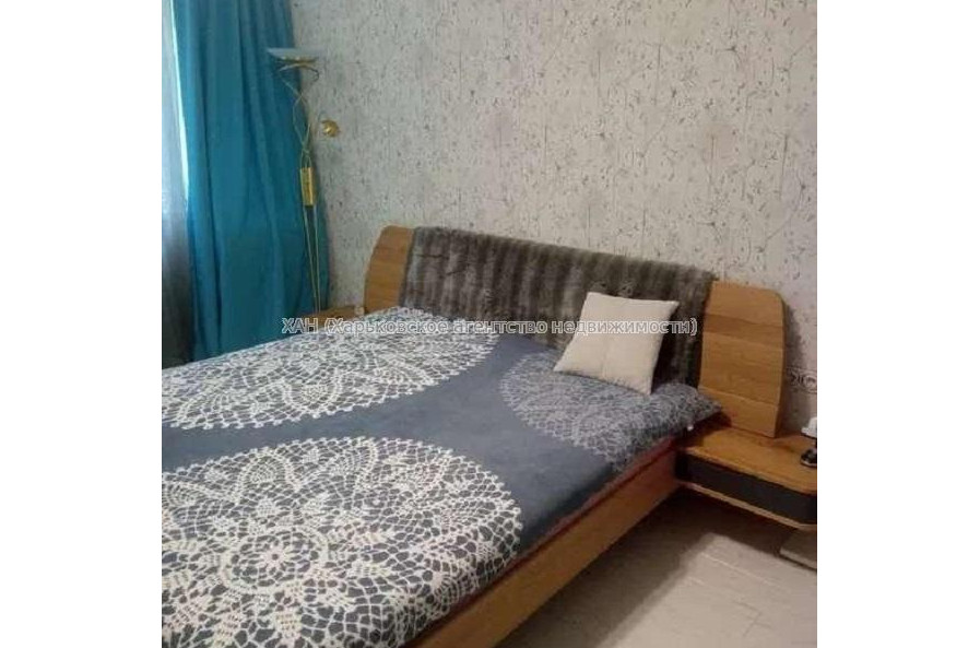 Продам квартиру, Непокоренных ул. , 33Е , 2  ком., 48 м², капитальный ремонт 