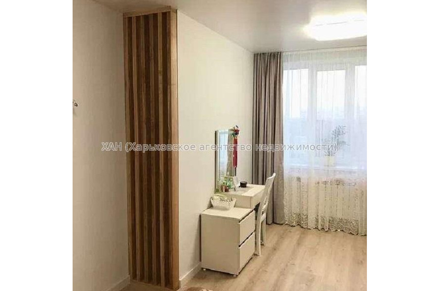 Продам квартиру, Гвардейцев Широнинцев ул. , 2  ком., 74 м², евроремонт 