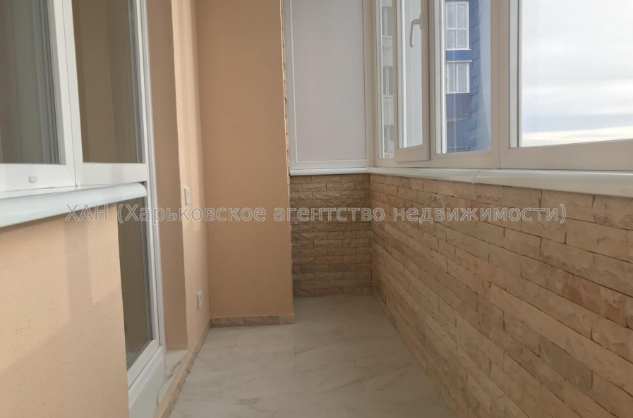 Продам квартиру, Зерновая ул. , 1 кім., 39 м², евроремонт 