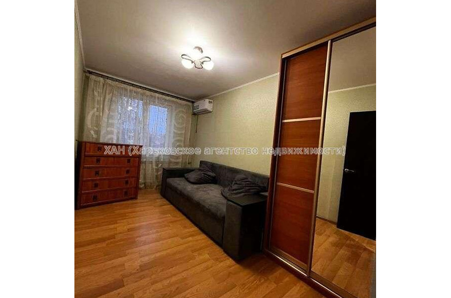 Продам квартиру, Байрона пр-т , 2 кім., 43 м², косметический ремонт 