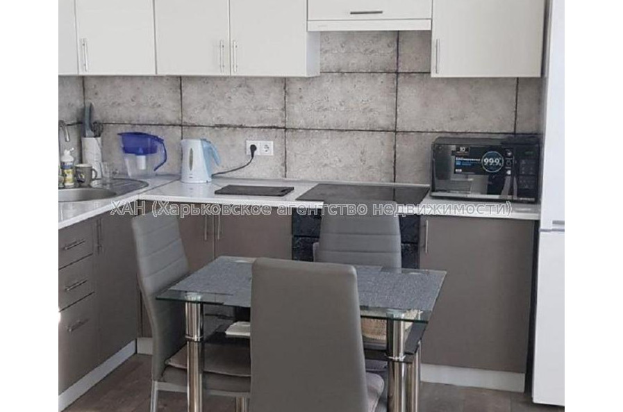 Продам квартиру, Мира ул. , 2 кім., 47 м², евроремонт 