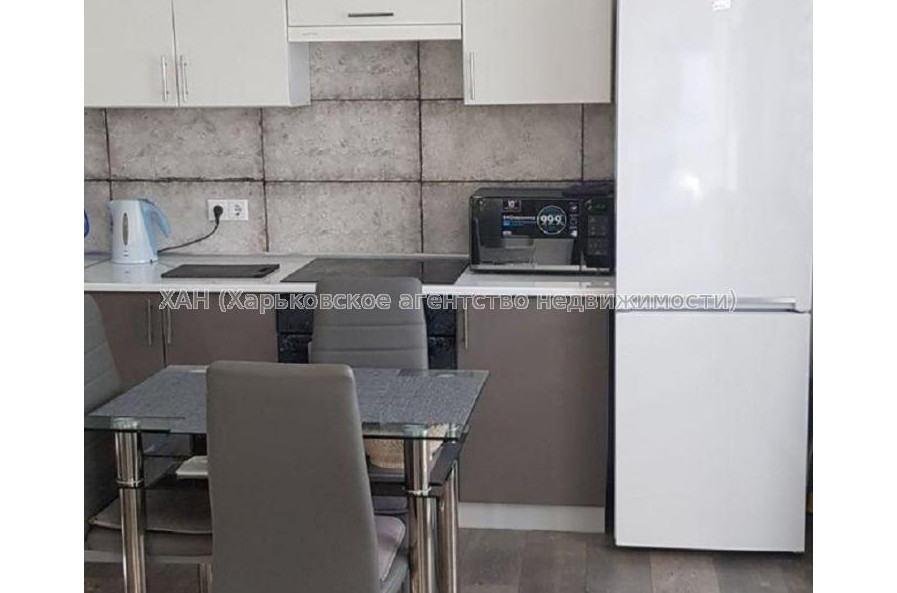 Продам квартиру, Мира ул. , 2 кім., 47 м², евроремонт 