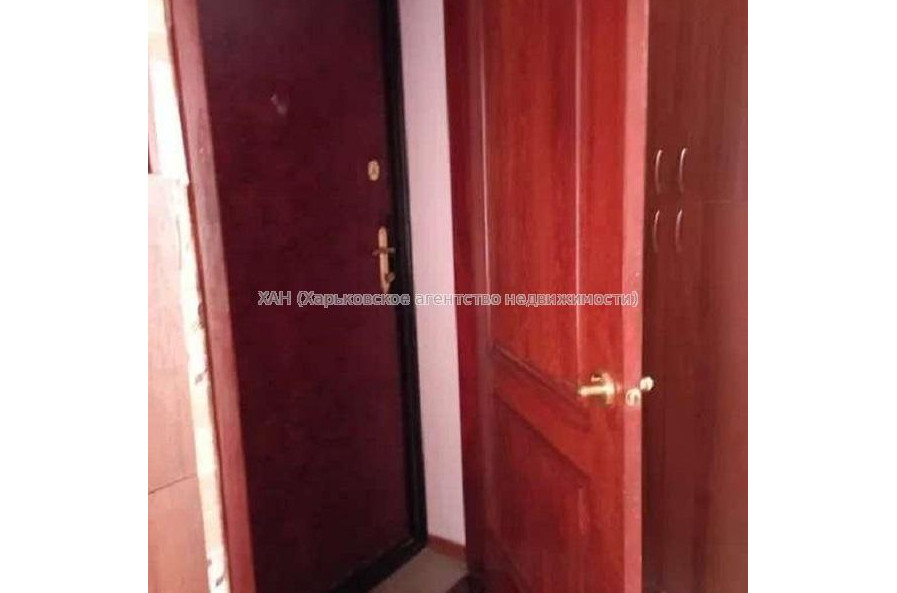 Продам квартиру, Непокоренных ул. , 2 кім., 43 м², косметический ремонт 