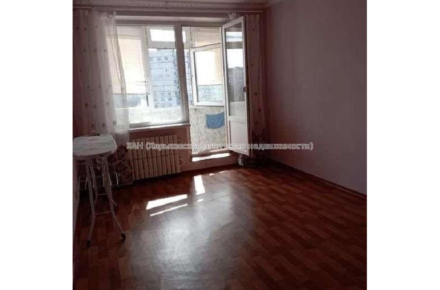 Продам квартиру, Непокоренных ул. , 2 кім., 43 м², косметический ремонт 
