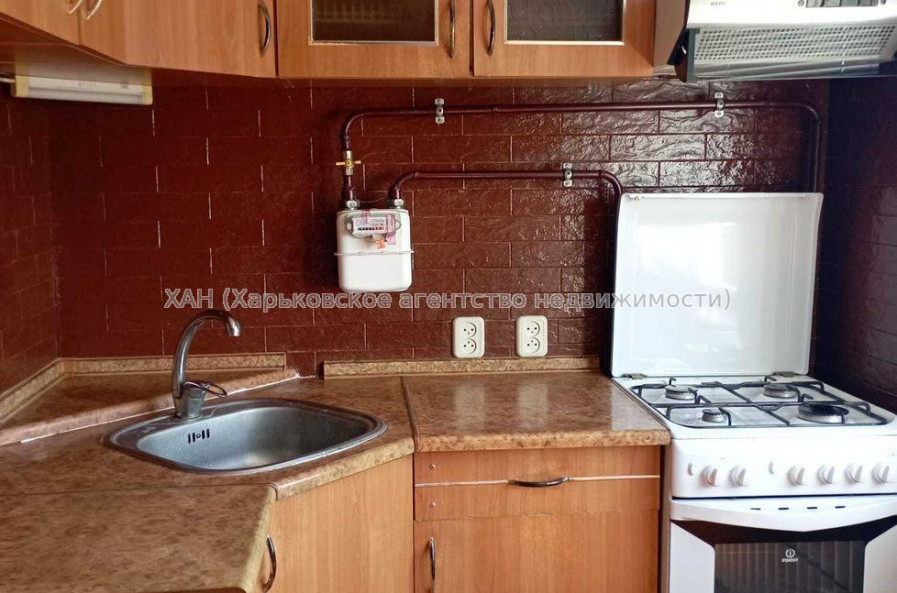 Продам квартиру, Непокоренных ул. , 2 кім., 43 м², косметический ремонт 
