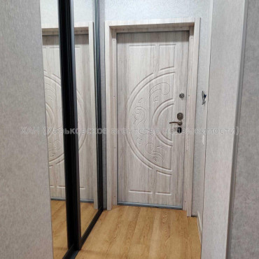 Продам квартиру, Роганская ул. , 2  ком., 72 м², евроремонт 