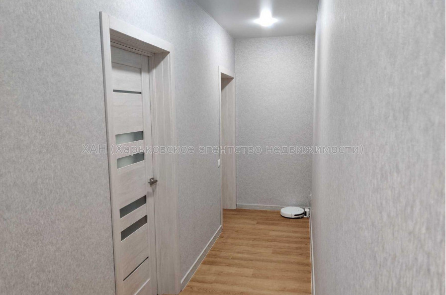 Продам квартиру, Роганская ул. , 2 кім., 72 м², евроремонт 