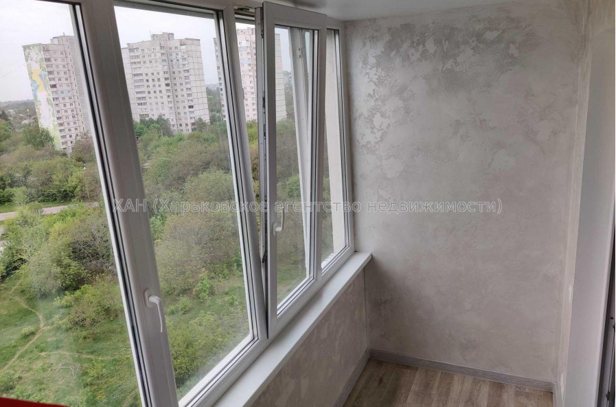 Продам квартиру, Роганская ул. , 2 кім., 72 м², евроремонт 