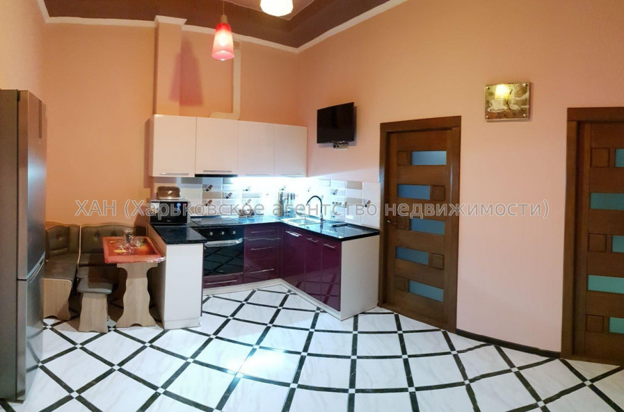 Продам квартиру, Барабашова академика ул. , 3  ком., 123 м², евроремонт 