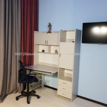 Продам квартиру, Барабашова академика ул. , 3 кім., 123 м², евроремонт 