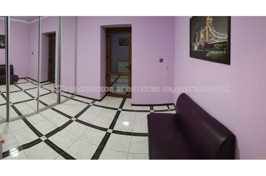 Продам квартиру, Барабашова академика ул. , 3 кім., 123 м², евроремонт 