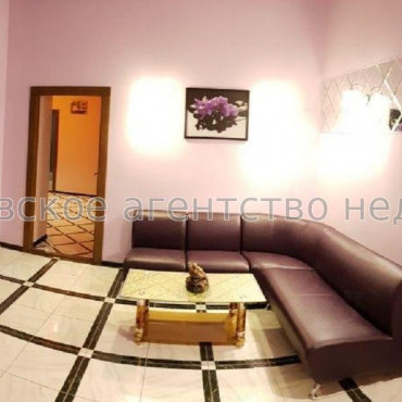 Продам квартиру, Барабашова академика ул. , 3 кім., 123 м², евроремонт 