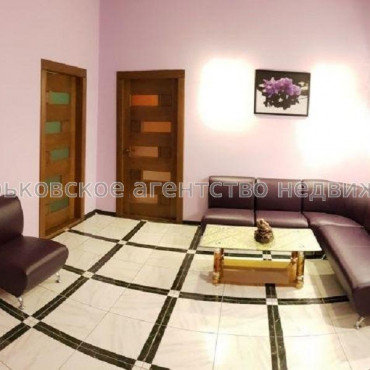 Продам квартиру, Барабашова академика ул. , 3 кім., 123 м², евроремонт 