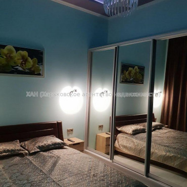 Продам квартиру, Барабашова академика ул. , 3 кім., 123 м², евроремонт 