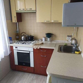 Продам квартиру, Библика ул. , 3  ком., 64 м², капитальный ремонт