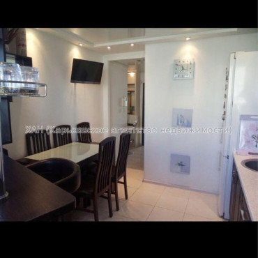 Продам квартиру, Европейская ул. , 1  ком., 37 м², авторский дизайн 