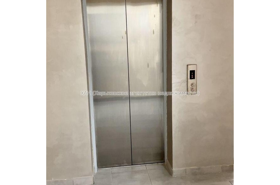 Продам квартиру, Полтавский Шлях ул. , 1  ком., 22 м², без внутренних работ 