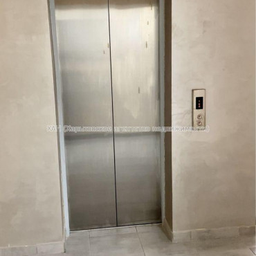 Продам квартиру, Полтавский Шлях ул. , 1  ком., 22 м², без внутренних работ 