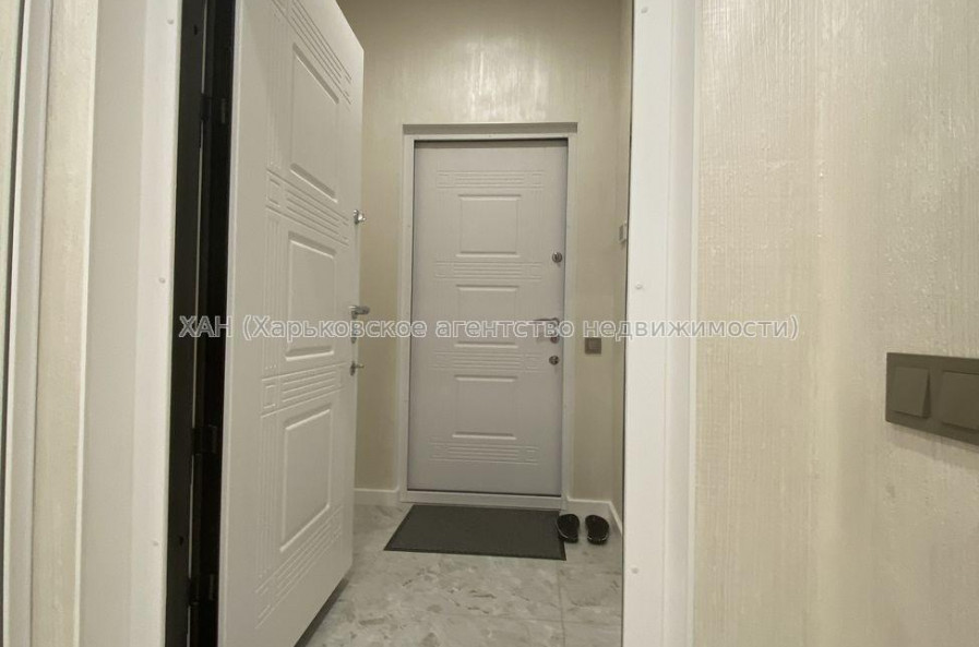 Продам квартиру, Клеменова Дача ул. , 3 кім., 103 м², авторский дизайн 