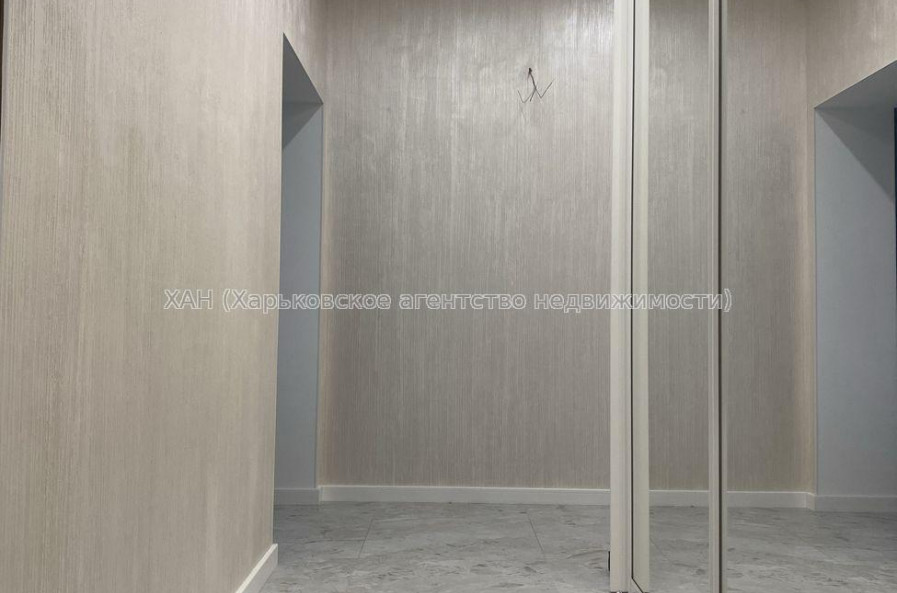 Продам квартиру, Клеменова Дача ул. , 3 кім., 103 м², авторский дизайн 