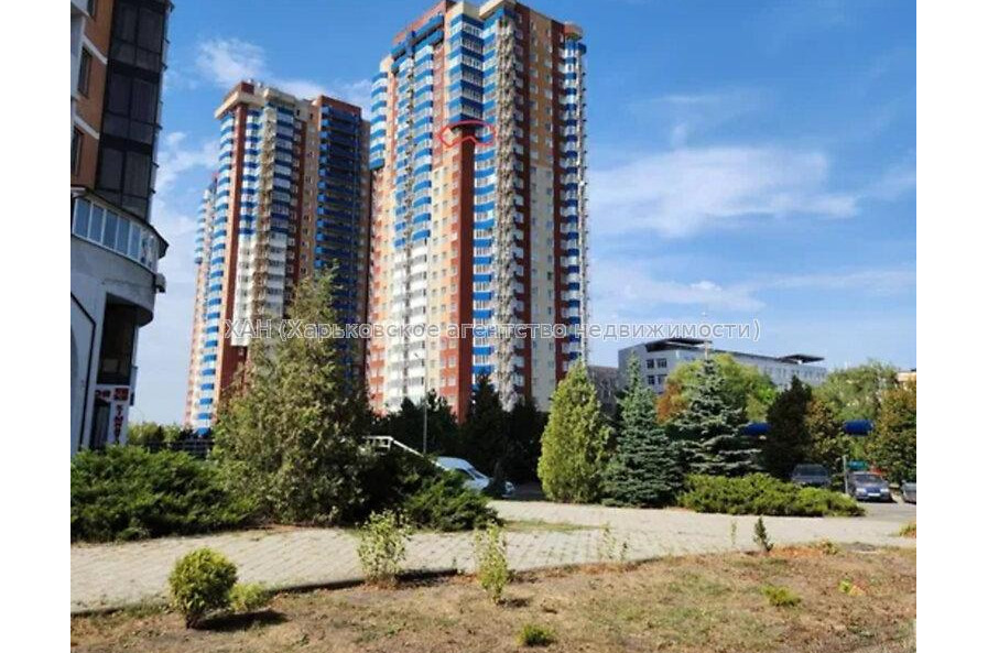 Продам квартиру, Науки просп. , 2  ком., 68.80 м², без отделочных работ 