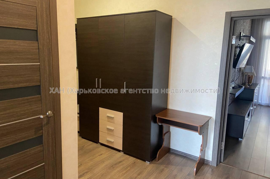 Продам квартиру, Домостроительная ул. , 2  ком., 55 м², евроремонт 