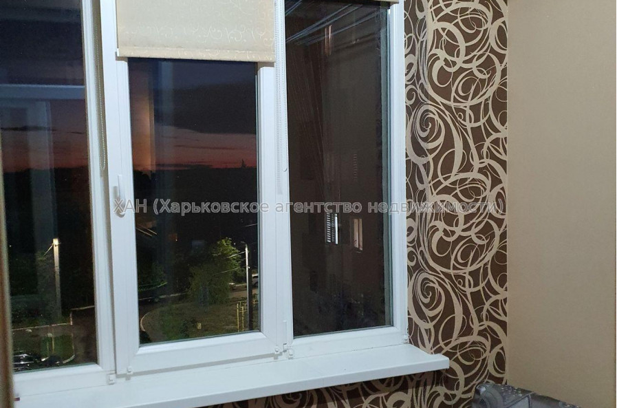 Продам квартиру, Домостроительная ул. , 2 кім., 55 м², евроремонт 