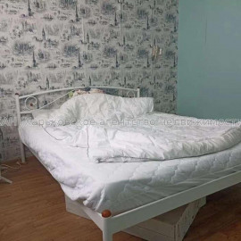 Продам квартиру, Старицкого ул. , 2  ком., 64 м², капитальный ремонт