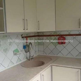 Продам квартиру, Валентиновская ул. , 2 кім., 47 м², косметический ремонт