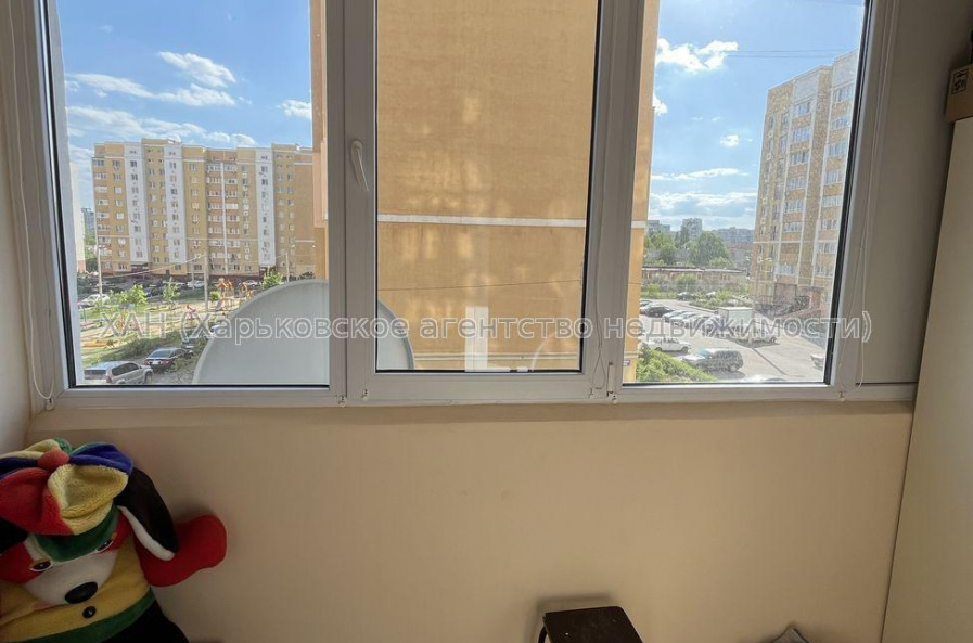 Продам квартиру, Салтовское шоссе , 1 кім., 35 м², капитальный ремонт 