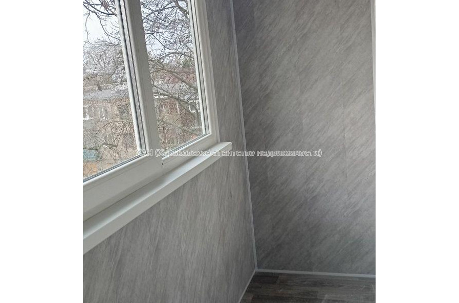 Продам квартиру, Байрона пр-т , 2  ком., 41 м², советский ремонт 