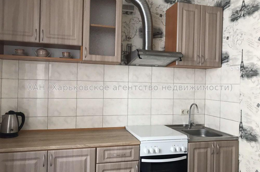 Продам квартиру, Малиновская ул. , 1 кім., 40 м², евроремонт 
