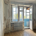Продам квартиру, Болградская ул. , 1  ком., 39 м², без внутренних работ 
