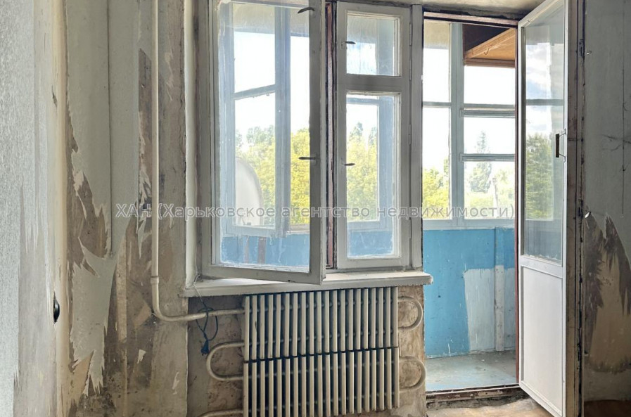 Продам квартиру, Болградская ул. , 1  ком., 39 м², без внутренних работ 