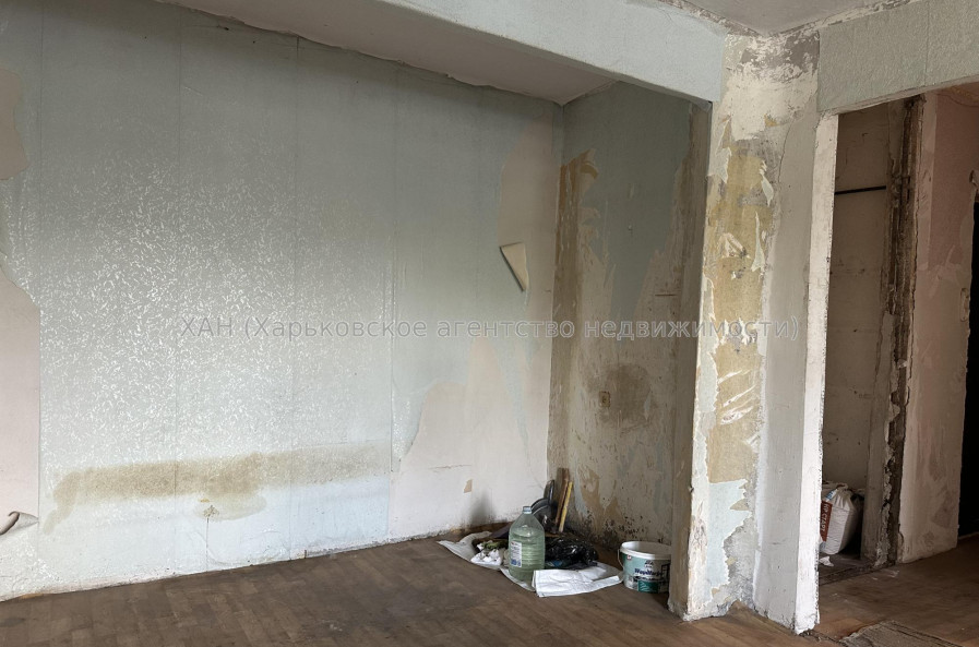 Продам квартиру, Болградская ул. , 1  ком., 39 м², без внутренних работ 