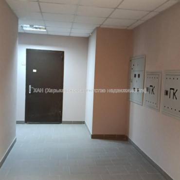 Продам квартиру, Гвардейцев Широнинцев ул. , 2  ком., 63 м², без внутренних работ 