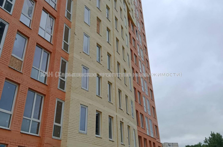 Продам квартиру, Гвардейцев Широнинцев ул. , 2  ком., 63 м², без внутренних работ 