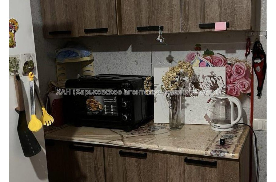 Продам квартиру, Косарева ул. , 1 кім., 12 м², советский ремонт 