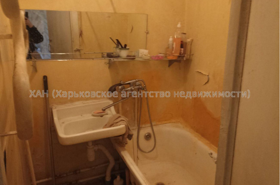 Продам квартиру, Байрона пр-т , 2  ком., 43.50 м², советский ремонт 