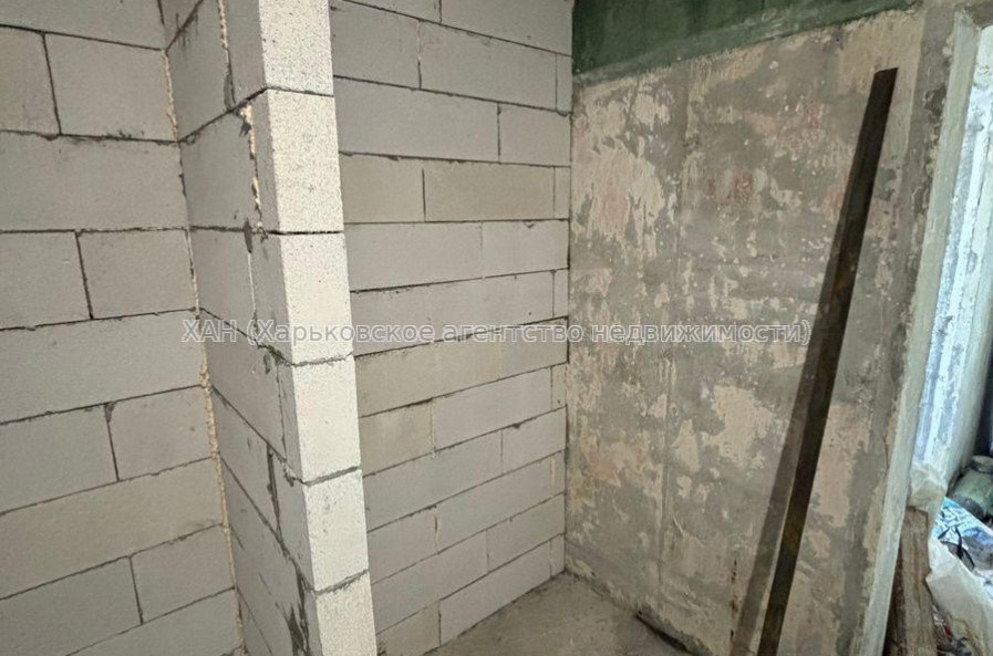 Продам квартиру, Клочковская ул. , 3  ком., 70 м², без ремонта 
