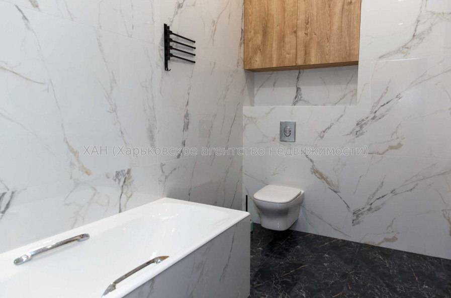 Продам квартиру, Профессорская ул. , 3 кім., 130 м², авторский дизайн 
