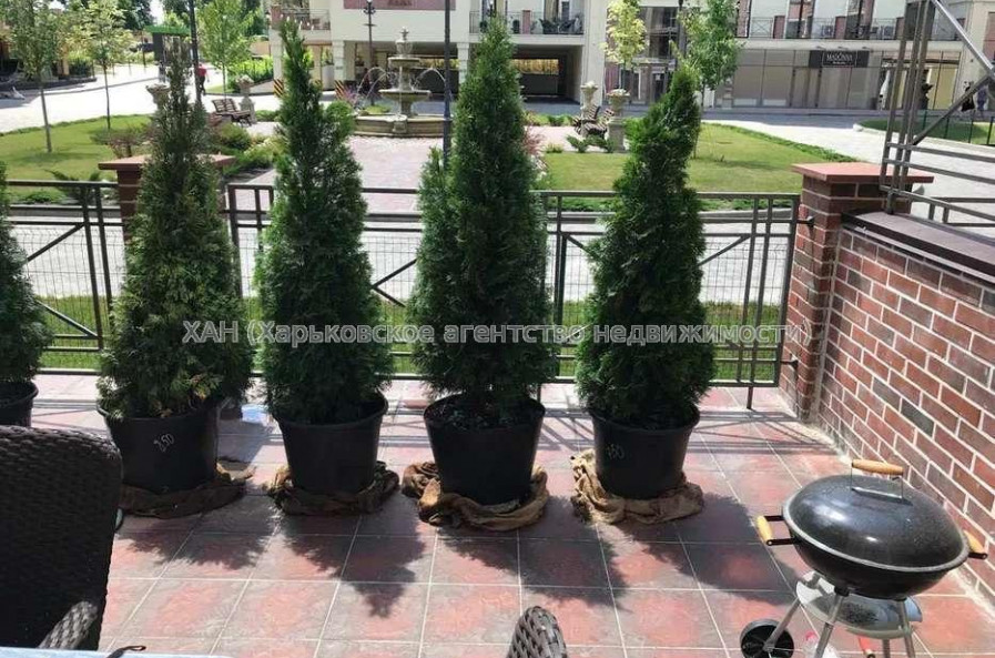Продам квартиру, Профессорская ул. , 3 кім., 130 м², авторский дизайн 