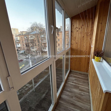 Продам квартиру, 23 Августа ул. , 1  ком., 30 м², капитальный ремонт  - фото 32 Продам квартиру, 23 Августа ул. , 1  ком., 30 м², капитальный ремонт