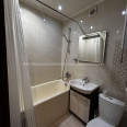 Продам квартиру, 23 Августа ул. , 1  ком., 30 м², капитальный ремонт 